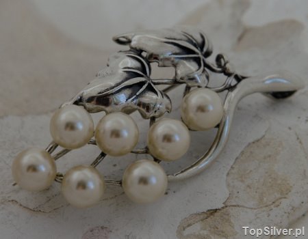 PERŁOWE GRONO - srebrna broszka z perłami