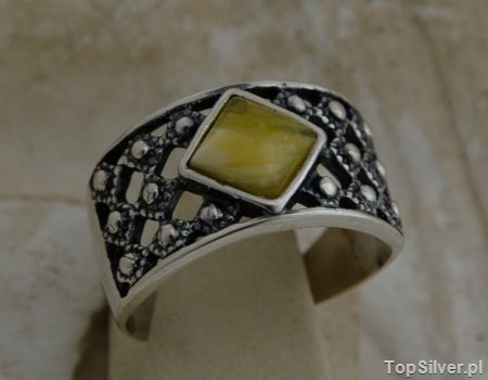 LEBIA - srebrny pierścionek z bursztynem