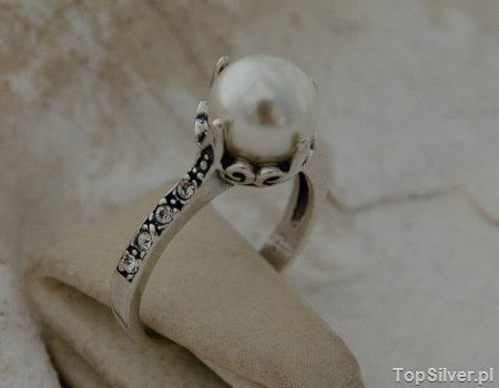 ALLI - srebrny pierścionek z perła i kryształkami