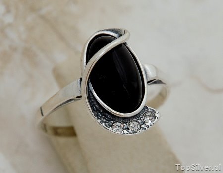 VINCOLA - srebrny pierścionek z onyksem i kryształkami