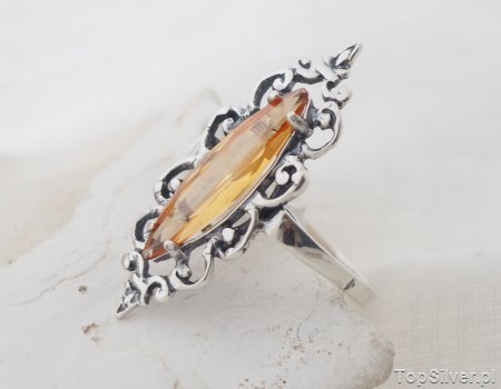 CHARO - srebrny pierścionek z topazem złocistym