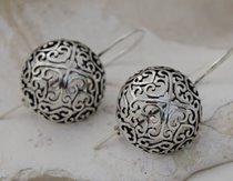 PÓŁKULE - orientalne srebrne kolczyki