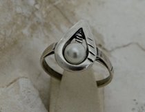 ASCO - srebrny pierścionek z perłą