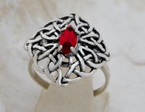 GALIA - srebrny pierścionek z rubinem