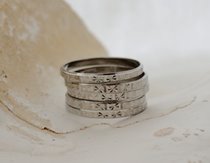 RODOWANA OBRĄCZKA - srebrny pierścionek z błyskiem