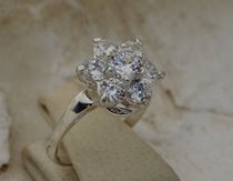 GARCIA - srebrny pierścionek z kryształami