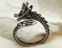 DRAGON - srebrny sygnet pierścień smoka